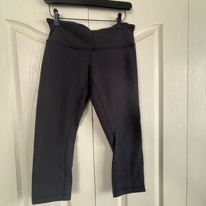 Lululemon Athletica crop Leggings